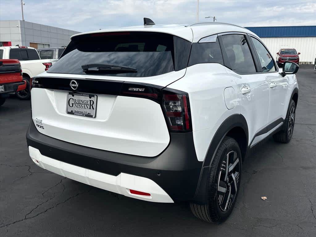 Used 2026 Nissan Kicks SV image 3