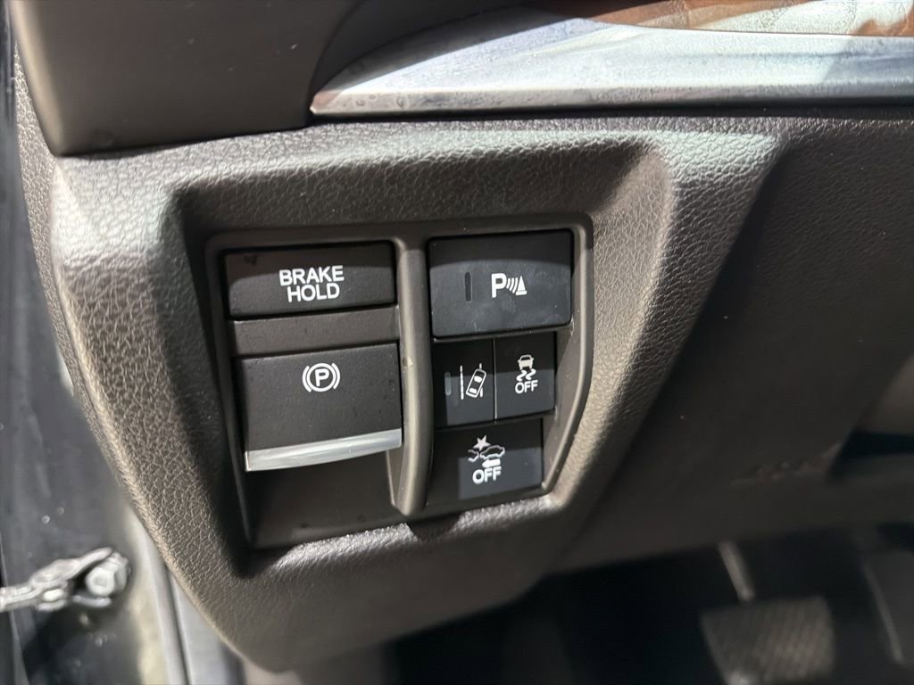 Used 2020 Acura MDX SH-AWD w/ Technology Package image 13