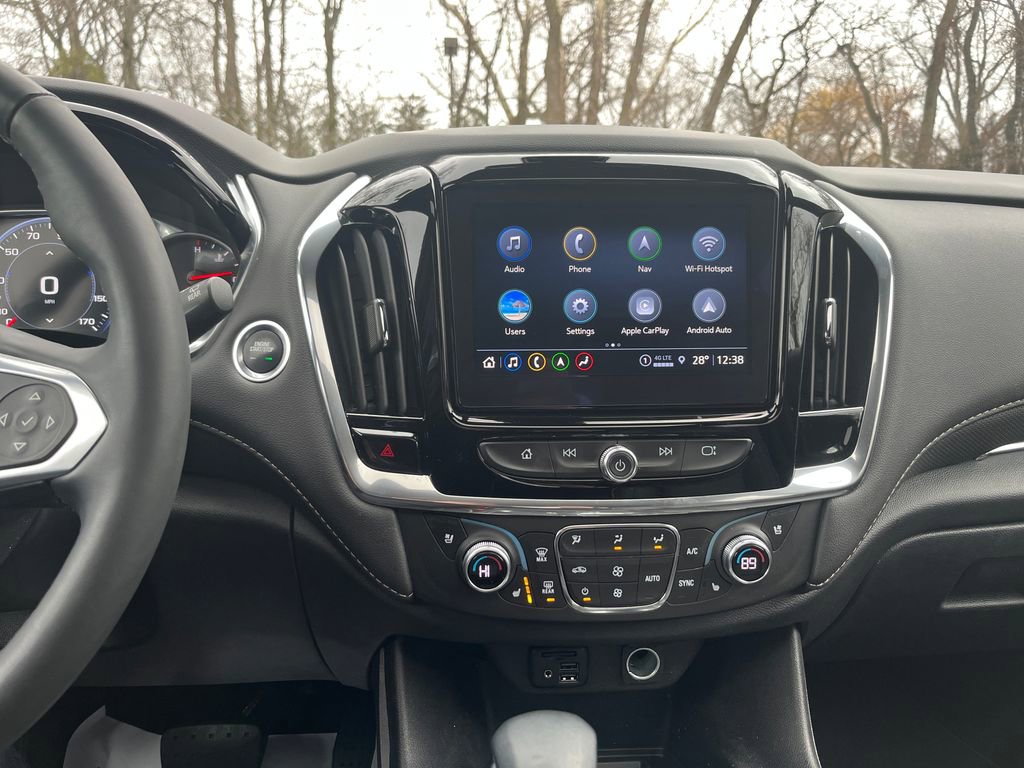 Used 2023 Chevrolet Traverse Premier image 25