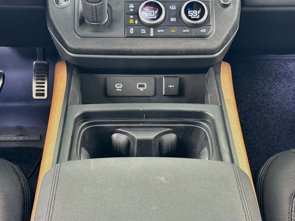 Used 2023 Land Rover Defender 110 X AWD/4WD image 14
