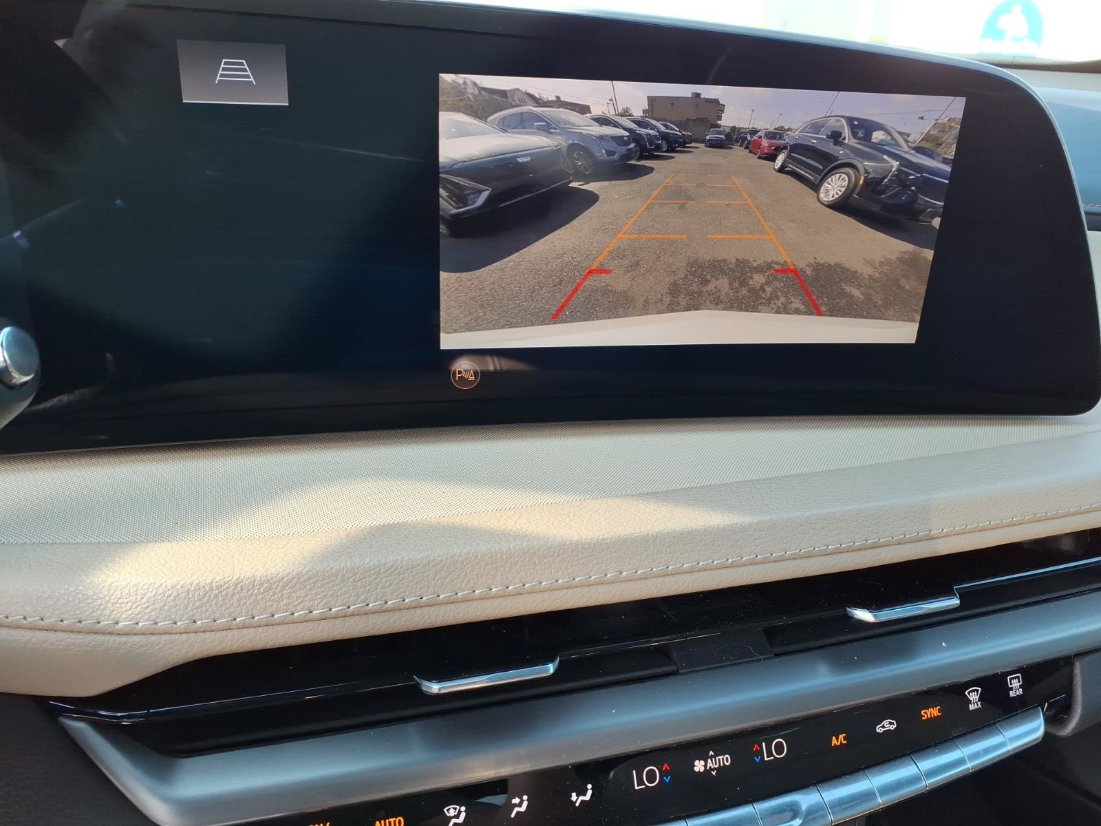 Certified 2024 Cadillac XT4 Luxury w/ Cold Weather Package AWD/4WD image 28