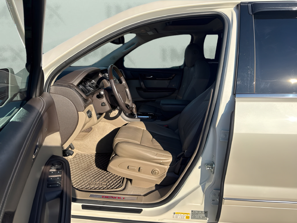Used 2015 GMC Acadia Denali AWD/4WD image 9
