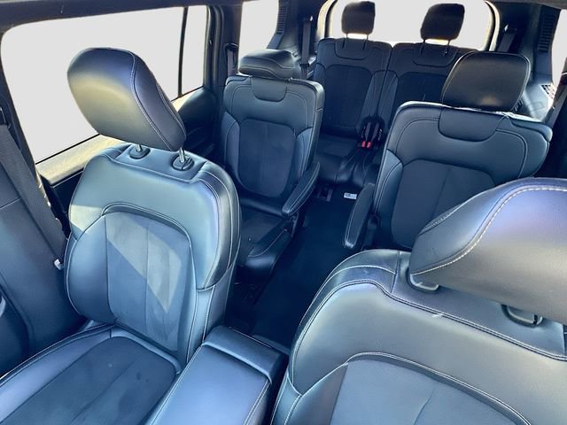 Used 2024 Jeep Grand Cherokee L Altitude image 21