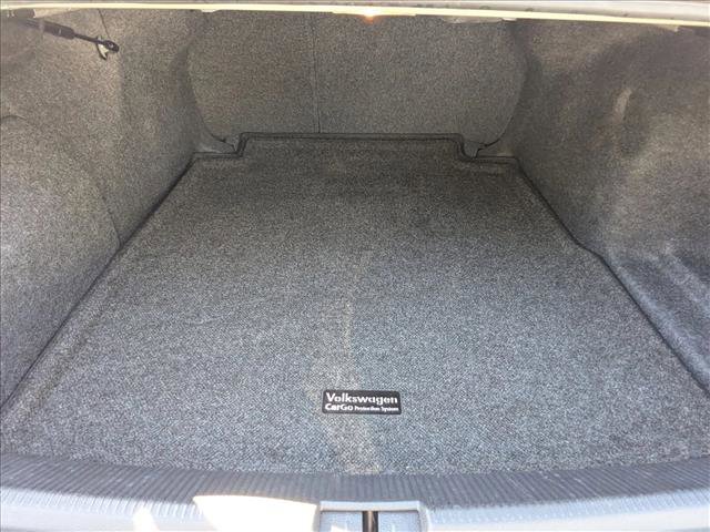 Used 2018 Volkswagen Passat GT image 6