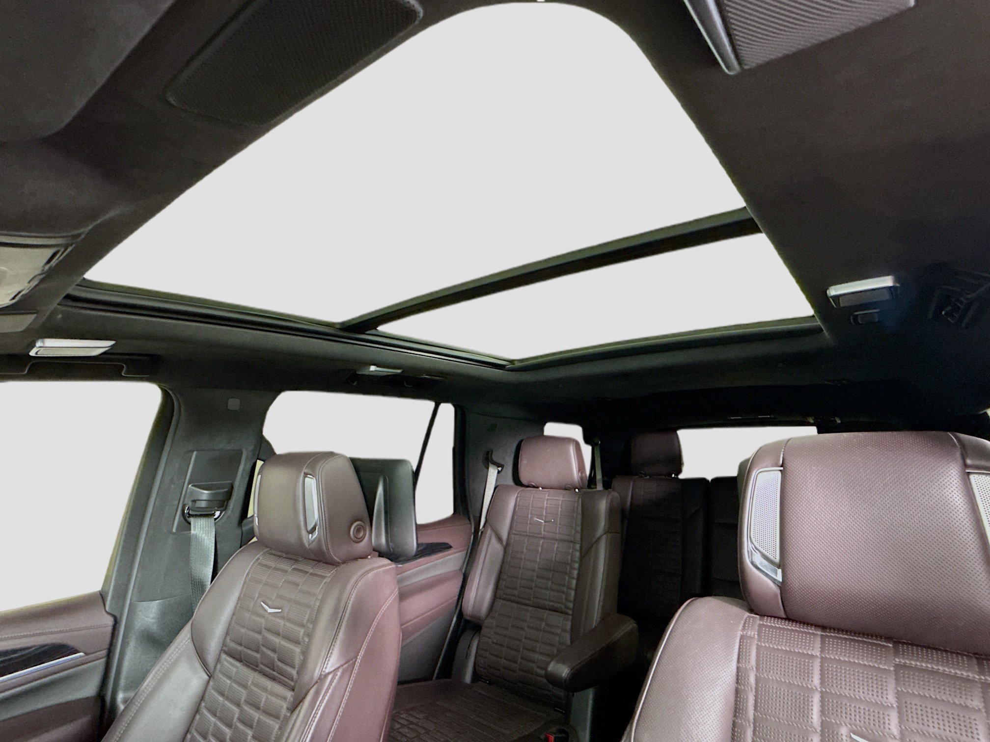 Used 2024 Cadillac Escalade V w/ Heavy-Duty Trailer Package AWD/4WD image 25