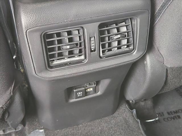 Used 2021 Toyota RAV4 XLE w/ Carpet Mat Package (TMS) AWD/4WD image 23