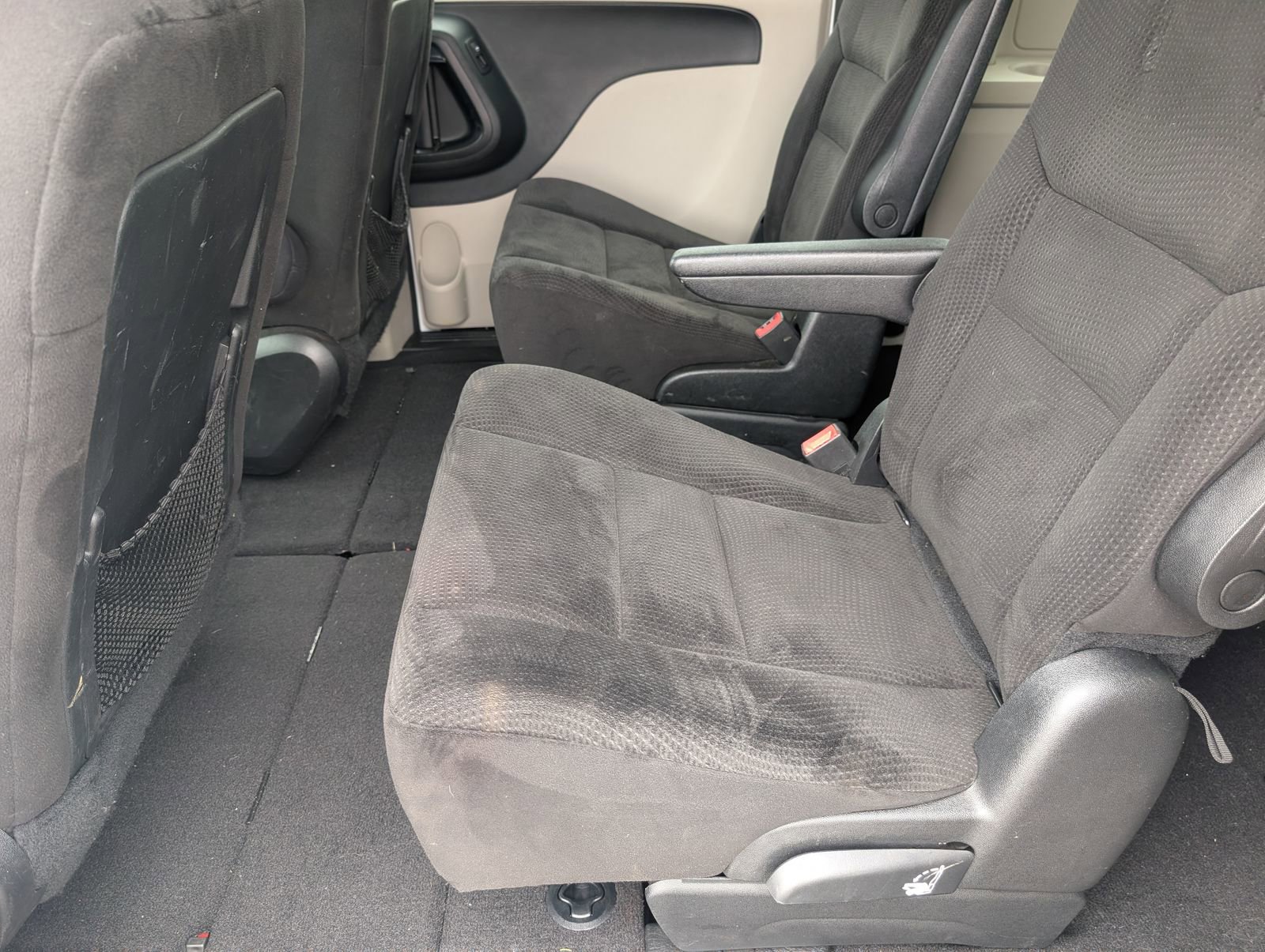 Used 2015 Dodge Grand Caravan SE w/ Quick Order Package 29E SE image 15