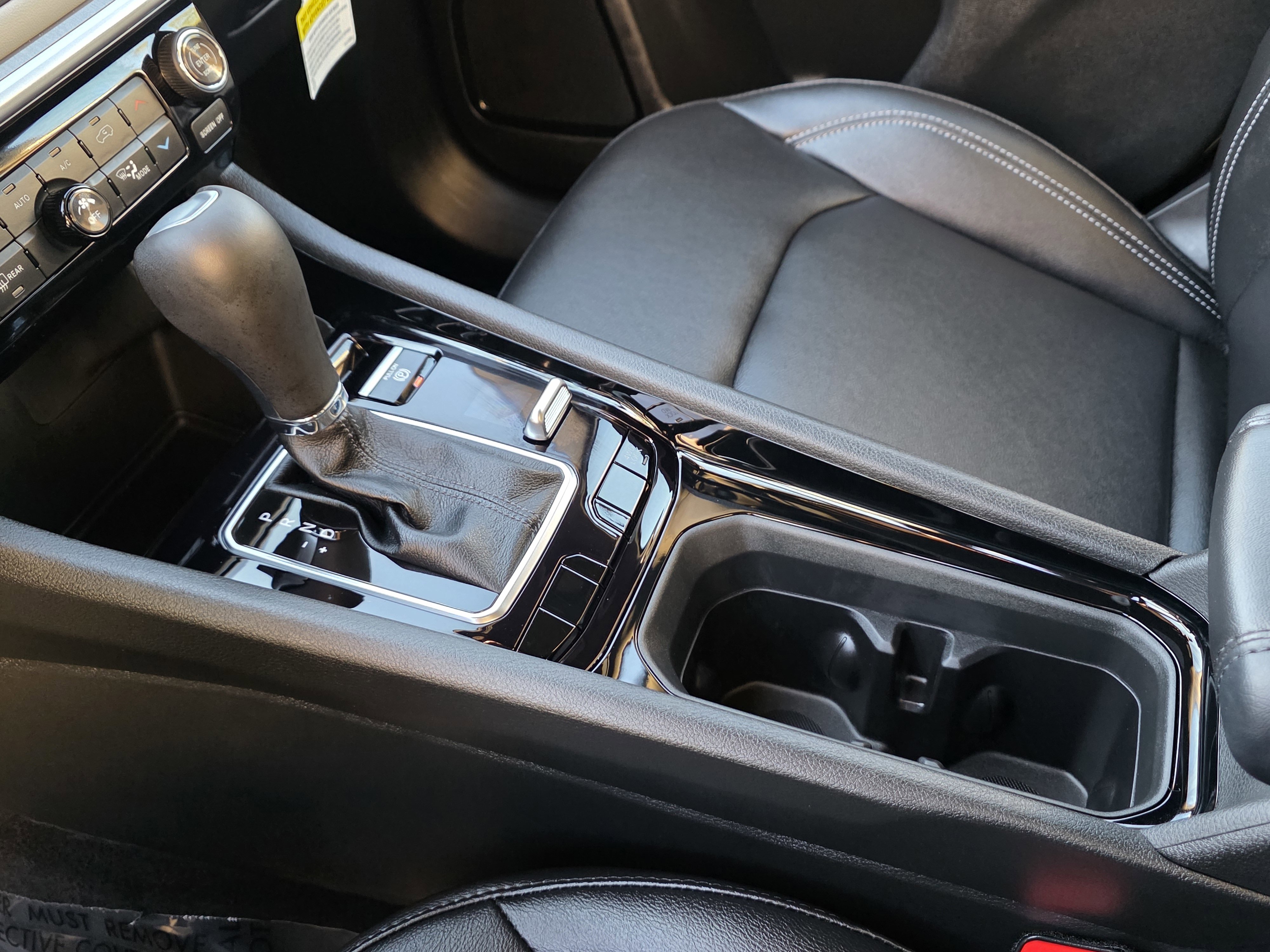 New 2026 Jeep Compass Limited image 14