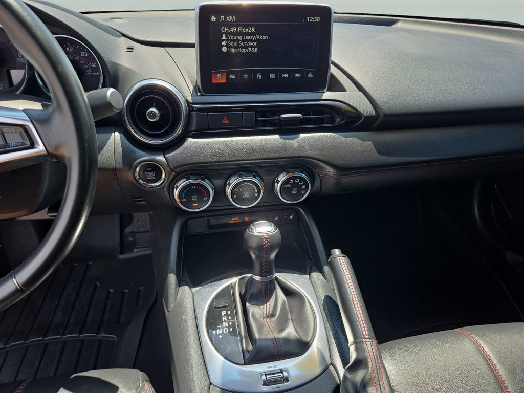 Used 2016 MAZDA MX-5 Miata Grand Touring RWD image 16