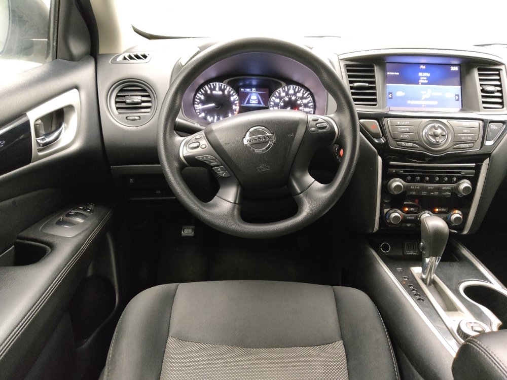 Used 2019 Nissan Pathfinder S AWD/4WD image 22