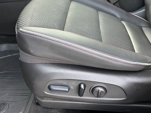 Certified 2022 Chevrolet TrailBlazer RS w/ Technology Package image 21