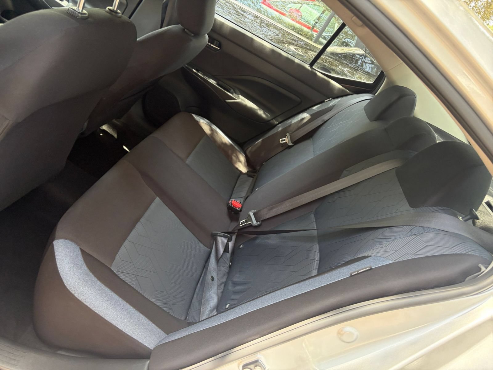 Used 2025 Nissan Versa SV FWD image 24
