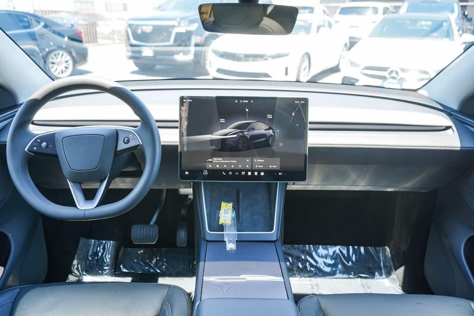 Used 2026 Tesla Model Y AWD image 10