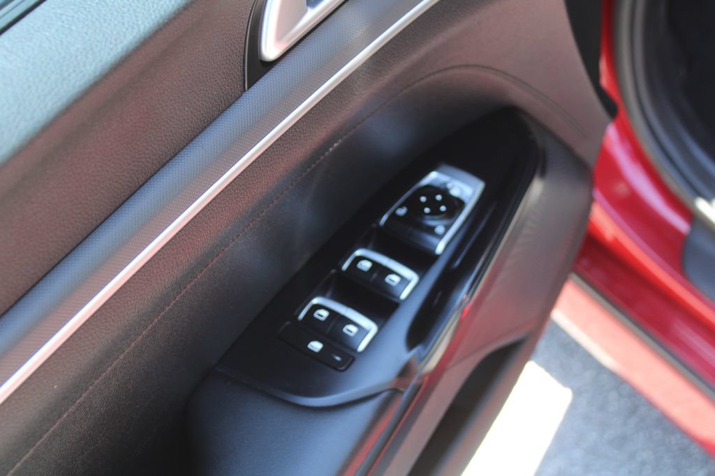 Used 2021 Kia K5 LXS FWD image 18