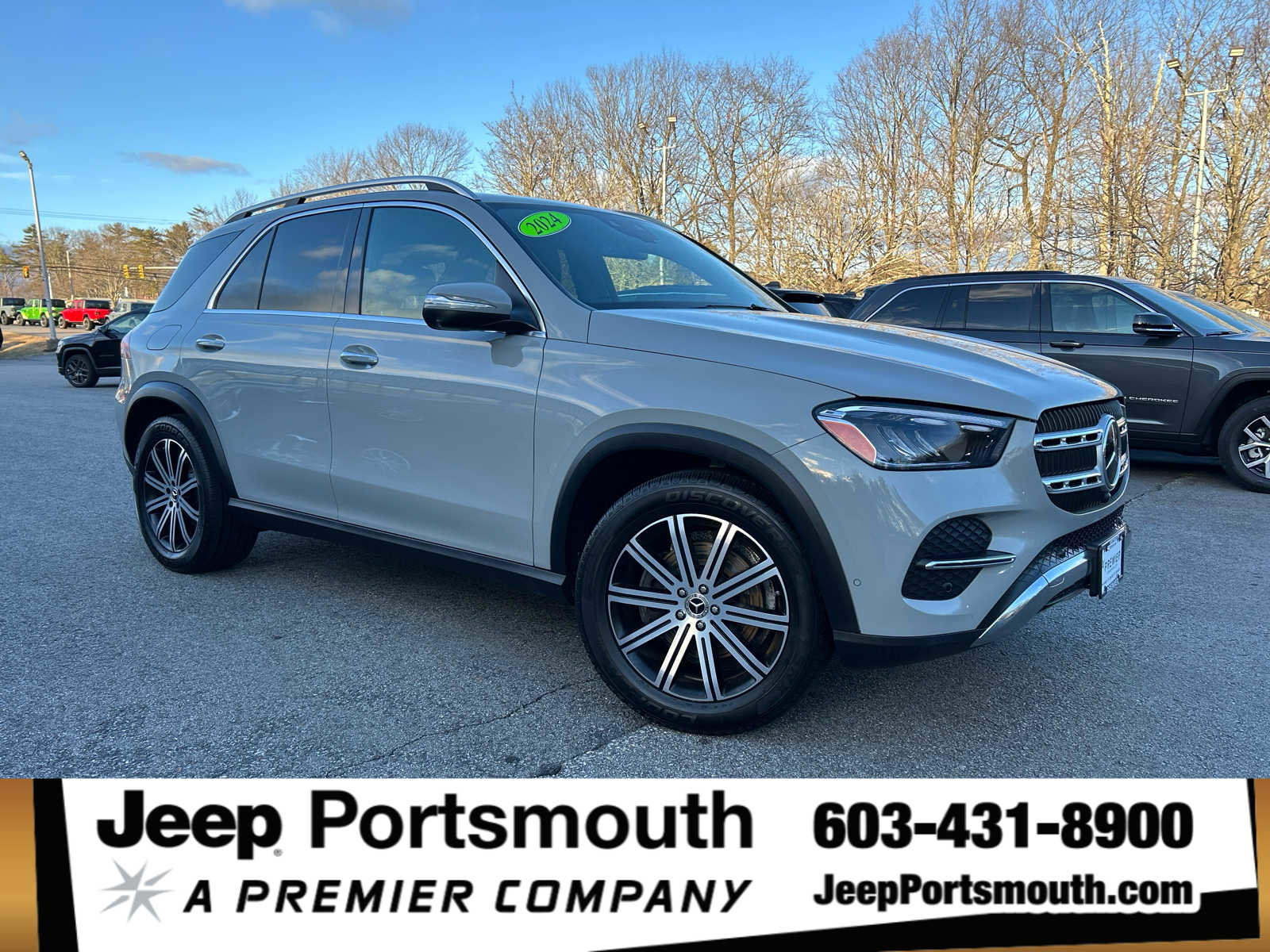 Used 2024 Mercedes-Benz GLE 350 4MATIC image 1