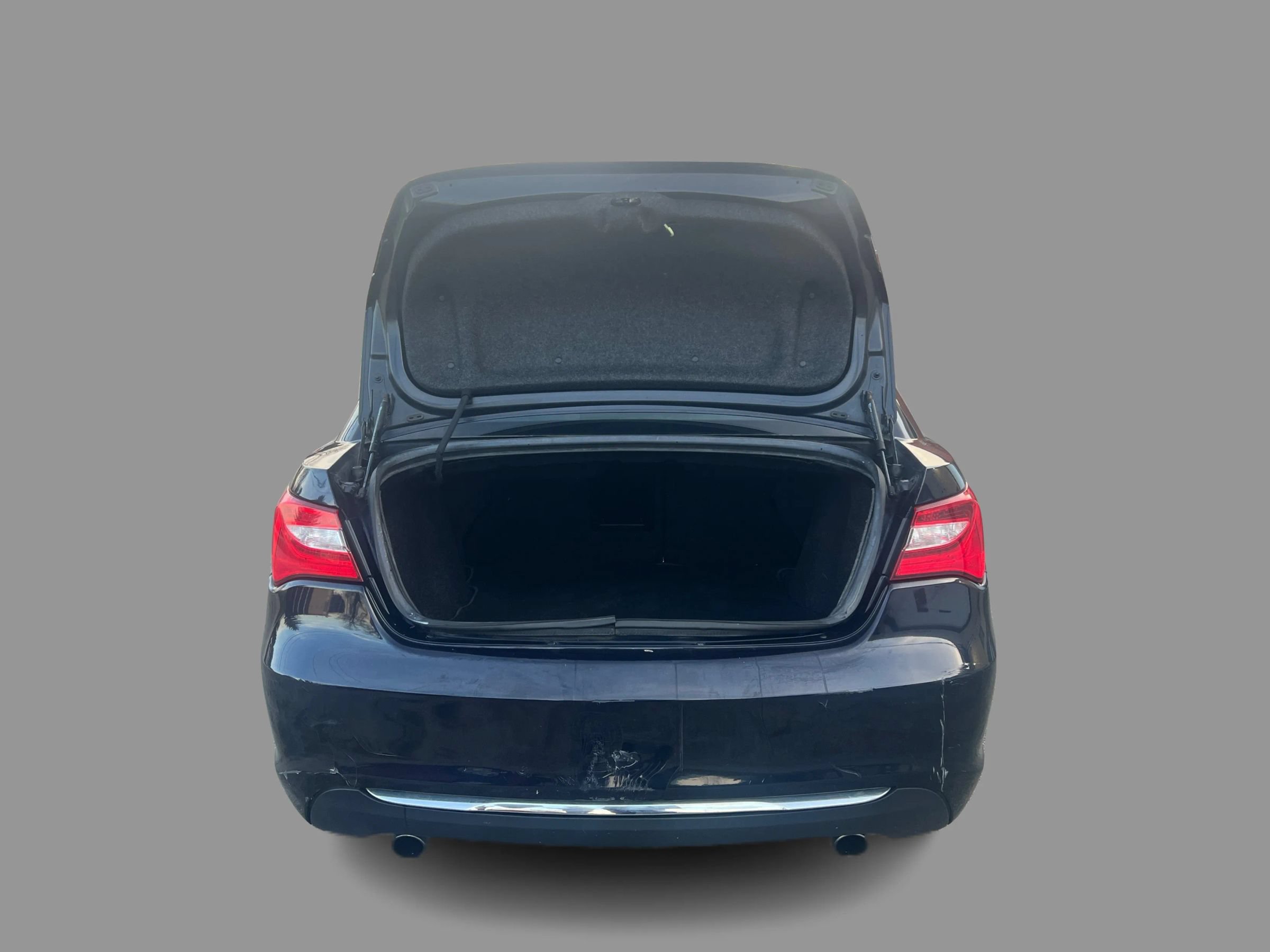 Used 2011 Chrysler 200 Limited FWD image 15