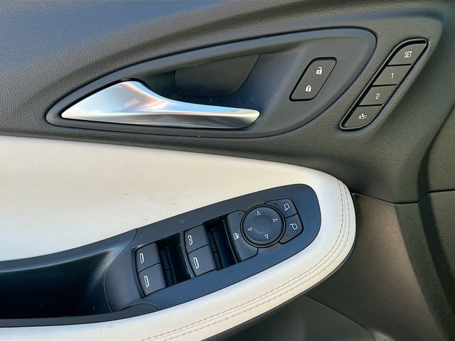 New 2026 Buick Encore GX Avenir w/ Avenir Technology Package image 13