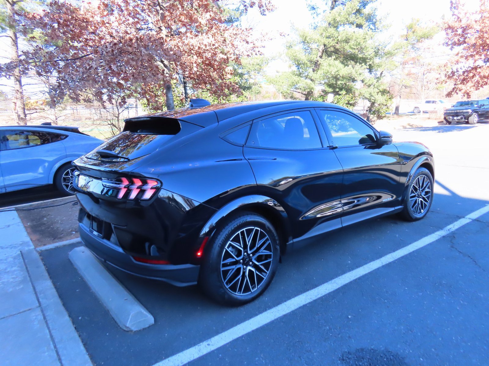 Used 2025 Ford Mustang Mach-E Premium image 4