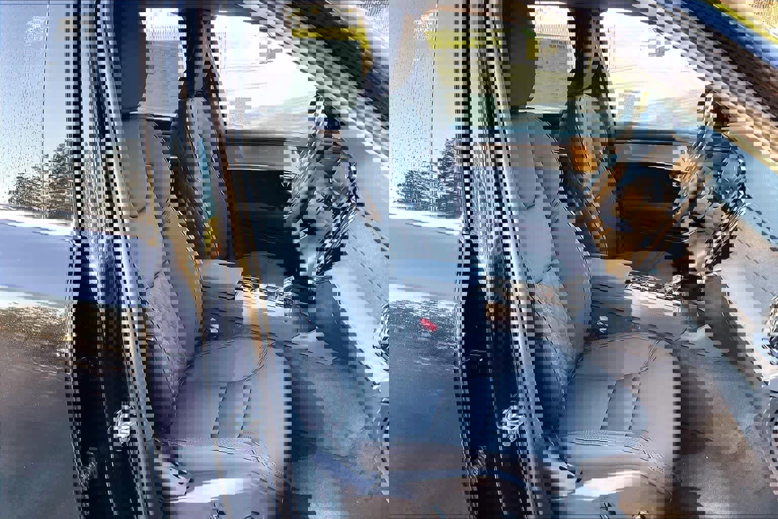 New 2026 Volvo XC90 B5 Plus w/ Protection Package image 32