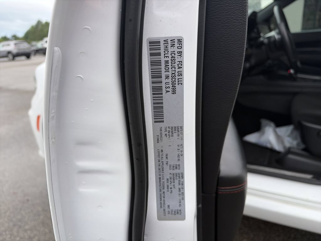 Used 2025 Dodge Durango R/T w/ Blacktop Package AWD/4WD image 37