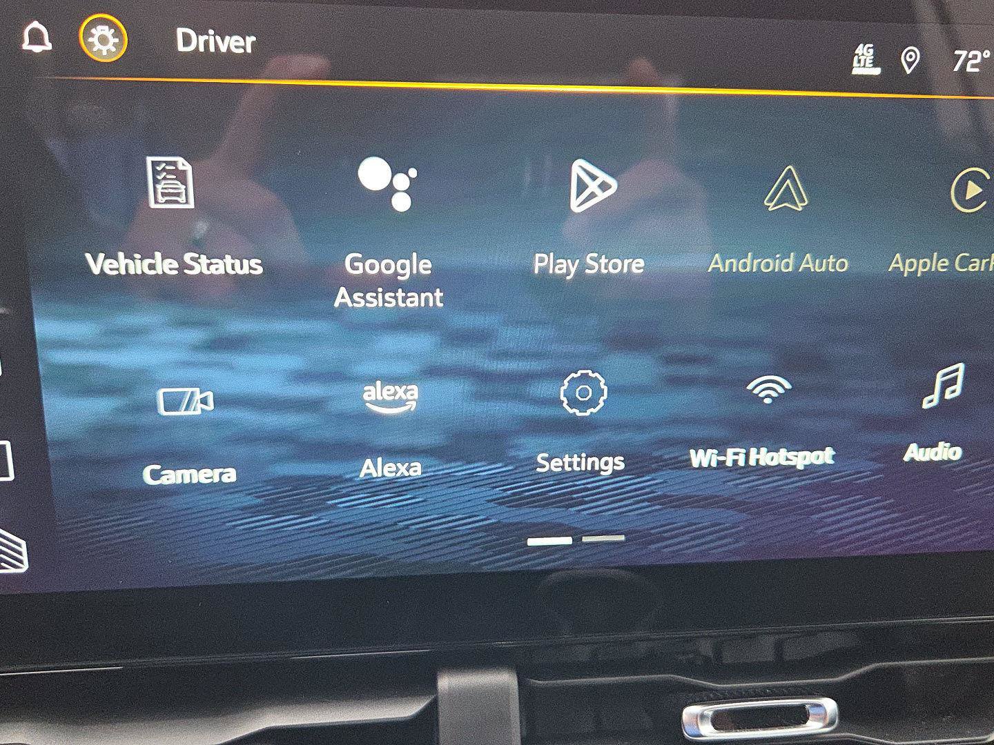 Used 2025 Chevrolet Equinox LT w/ Safety and Technology Package FWD image 12