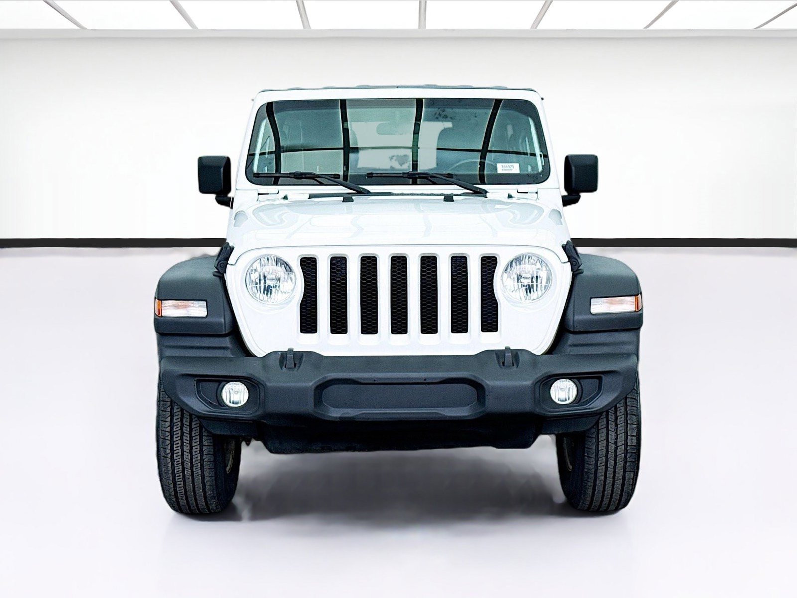 Used 2020 Jeep Wrangler Unlimited Sport S AWD/4WD image 2