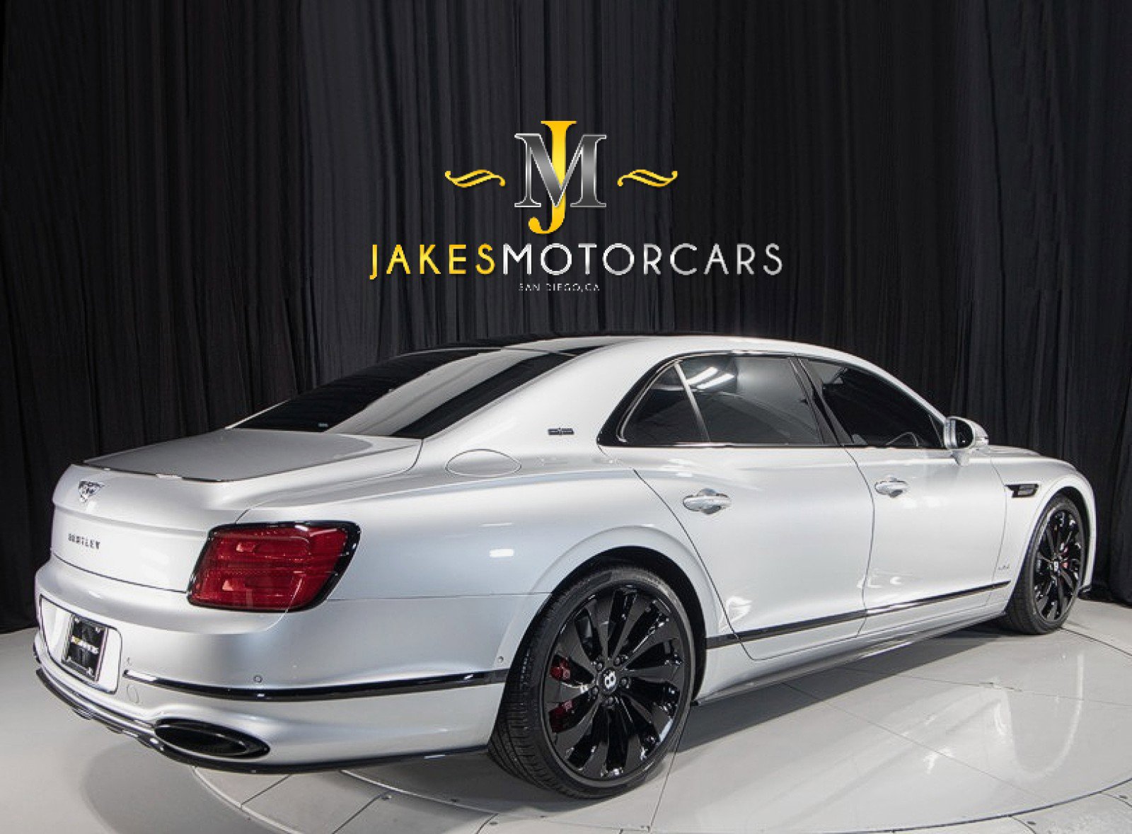 Used 2021 Bentley Flying Spur W12 w/ First Edition Specification image 11