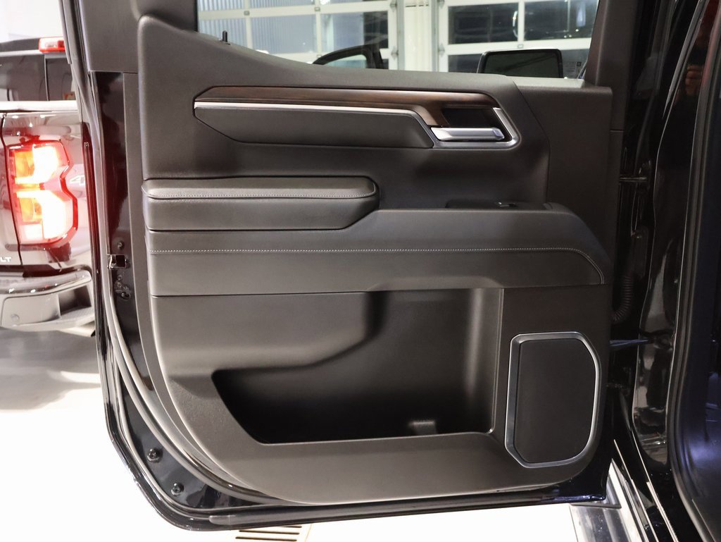 Certified 2023 GMC Sierra 1500 SLT w/ SLT Premium Package image 26