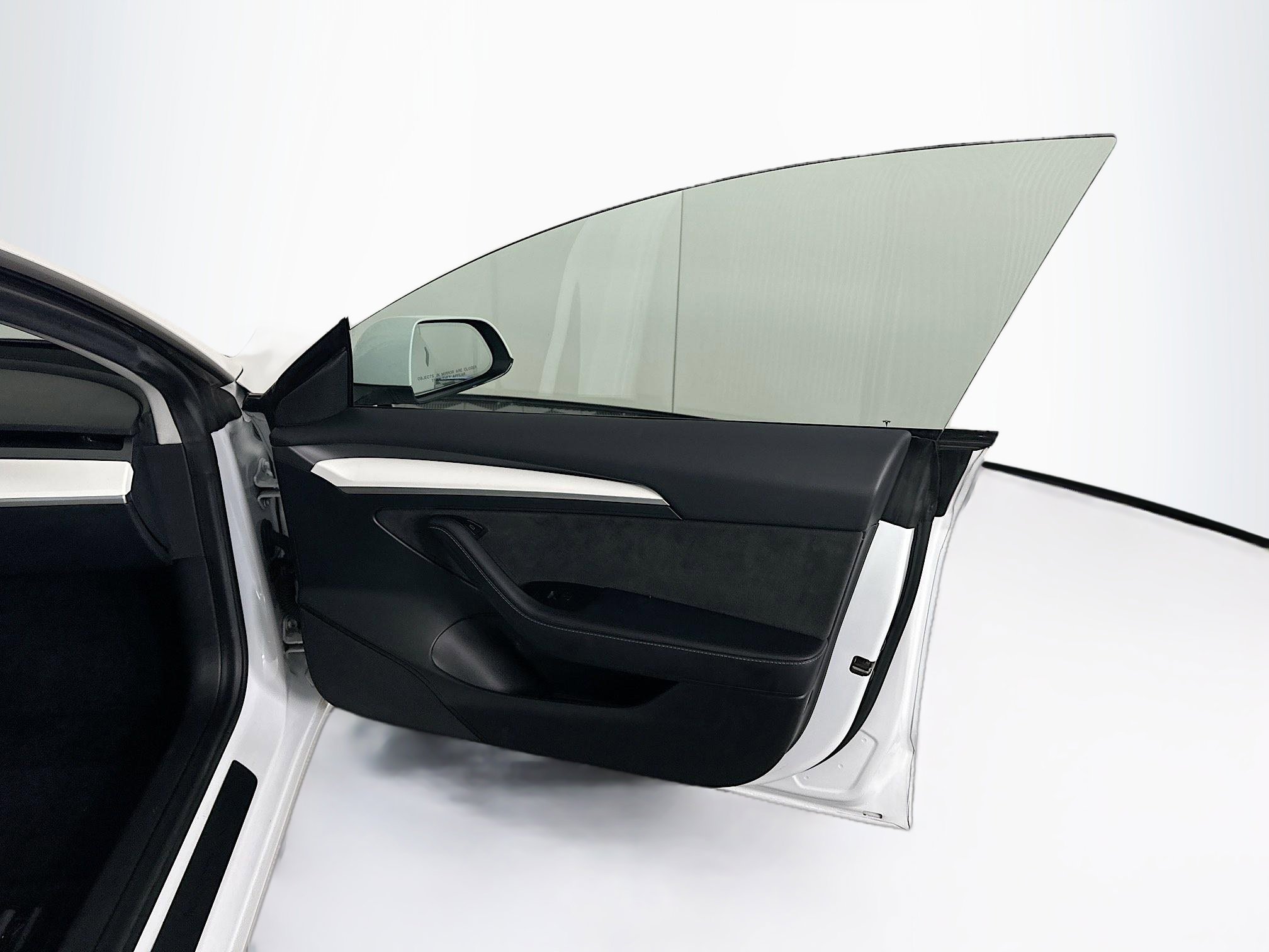 Used 2023 Tesla Model 3 Standard Range image 30