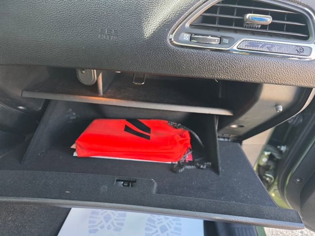 Used 2021 Dodge Challenger SRT Hellcat image 31