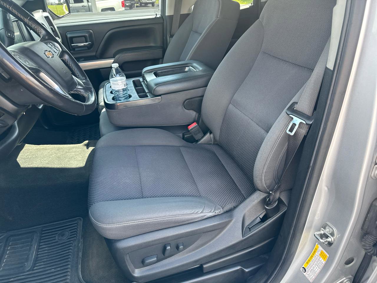 Used 2018 Chevrolet Silverado 1500 LT w/ All Star Edition AWD/4WD image 8