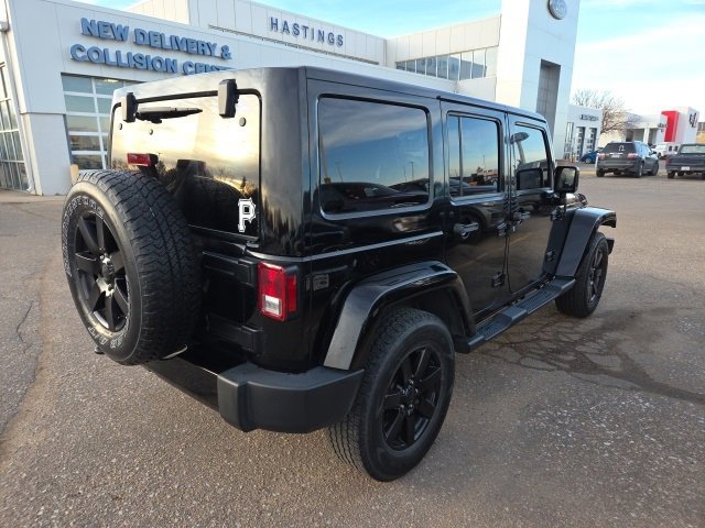 Used 2014 Jeep Wrangler Unlimited Sahara image 5