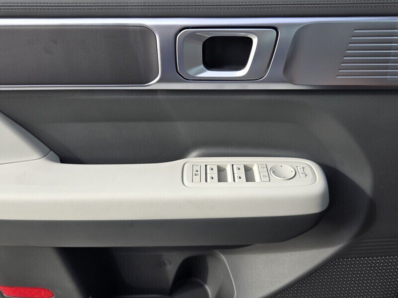New 2026 Hyundai Santa Fe SE FWD image 12