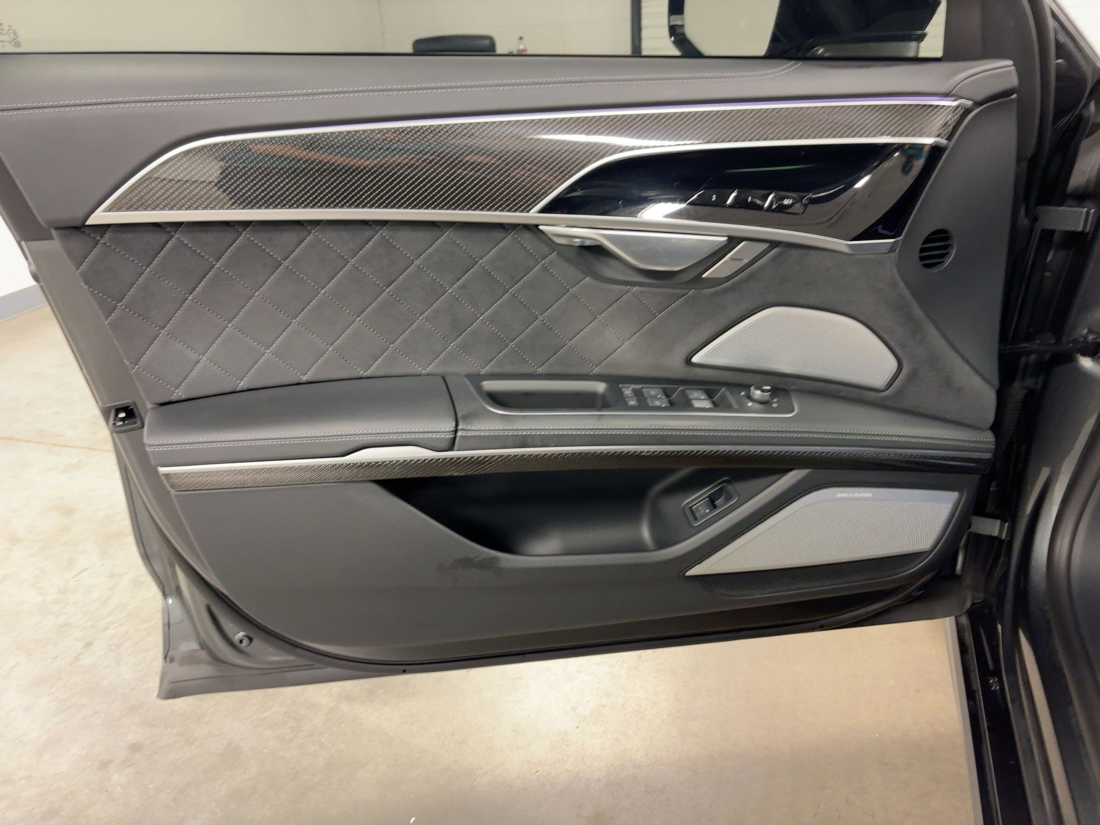 Used 2024 Audi S8 w/ S8 Comfort Plus Package image 19