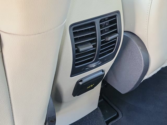 Used 2019 Ford Escape Titanium AWD/4WD image 26