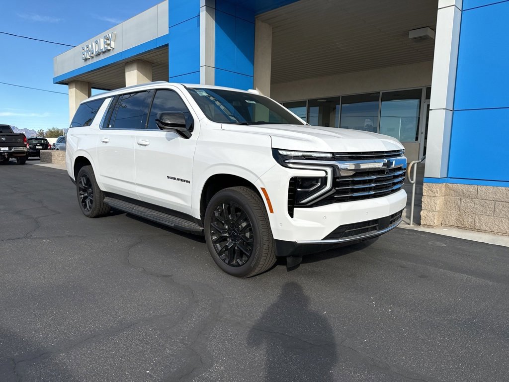 New 2026 Chevrolet Suburban LT w/ LPO, Dark Essentials Package