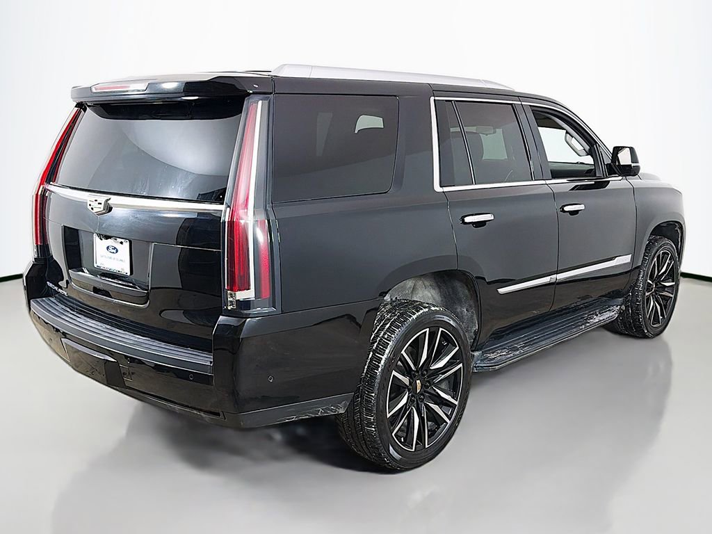 Used 2018 Cadillac Escalade Premium Luxury image 14