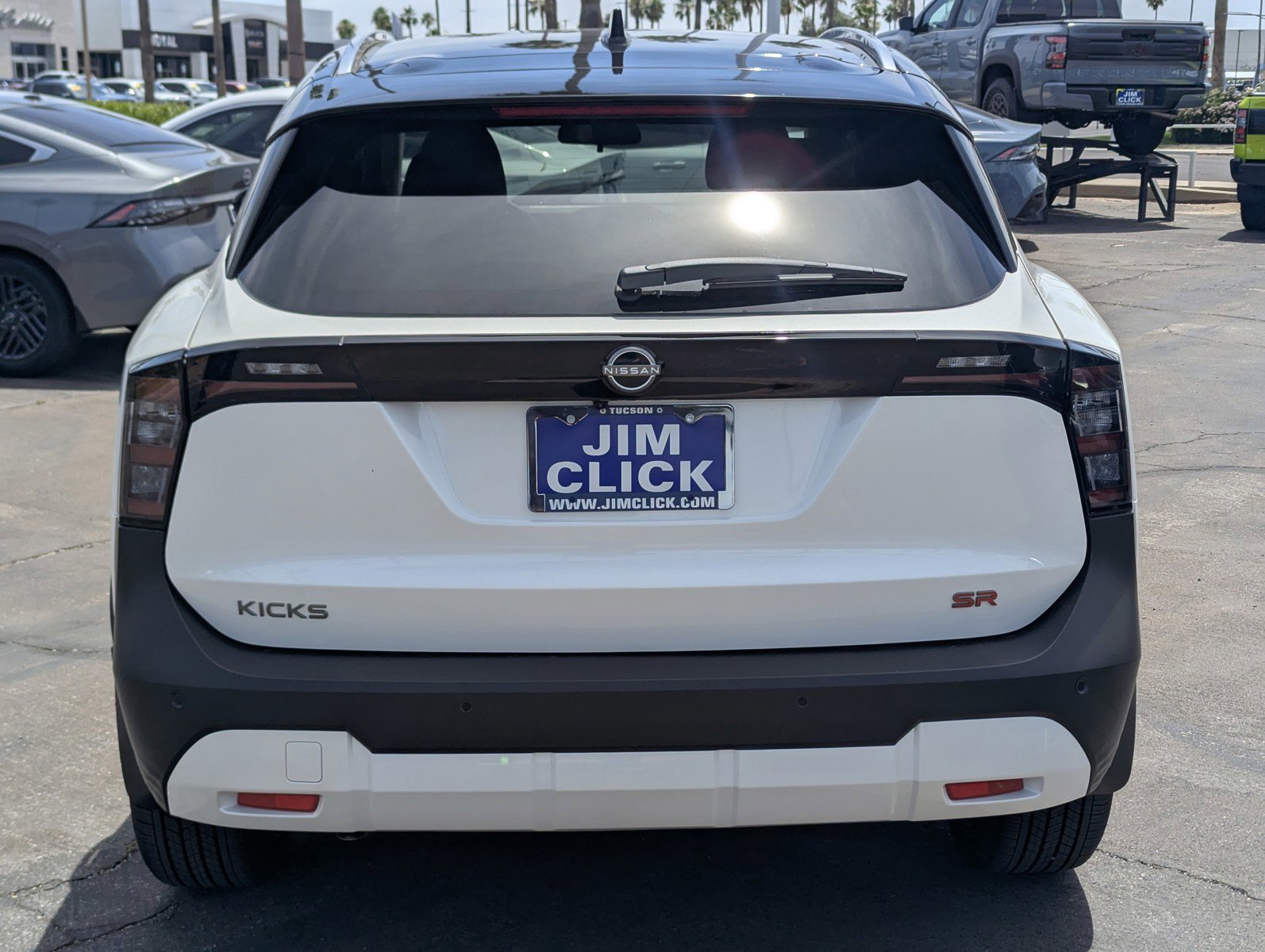New 2026 Nissan Kicks SR FWD image 3