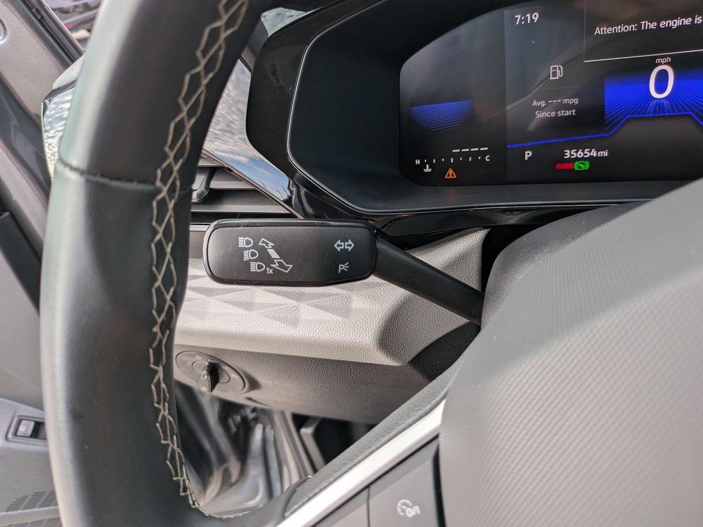 Certified 2023 Volkswagen Taos S FWD image 29
