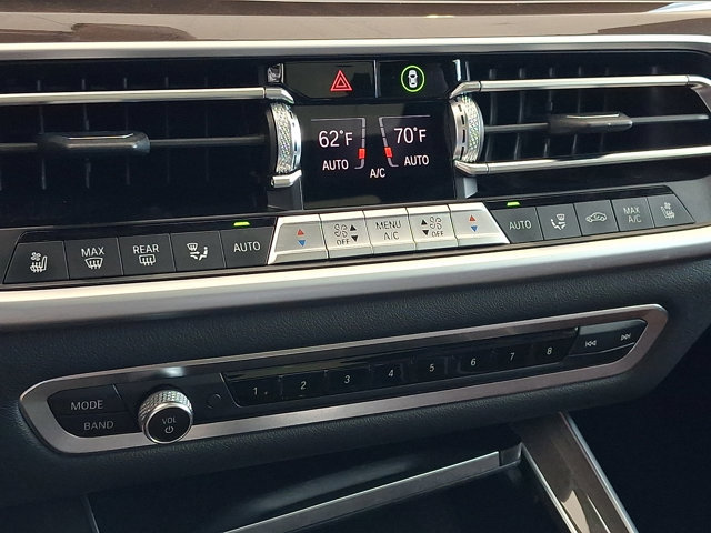 Used 2021 BMW X5 M50i w/ Executive Package AWD/4WD image 18