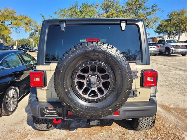 Used 2022 Jeep Wrangler Unlimited Rubicon w/ Xtreme Recon 35" Tire Package image 6
