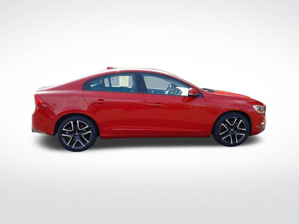 Used 2018 Volvo S60 T5 Dynamic w/ Vision Package AWD/4WD image 9