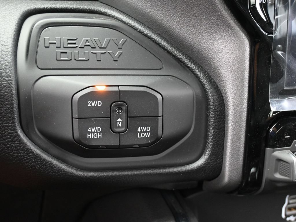 New 2026 RAM 2500 Laramie w/ Night Edition AWD/4WD image 28