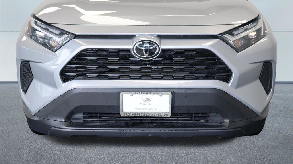 Used 2024 Toyota RAV4 XLE w/ Convenience Package AWD/4WD image 11