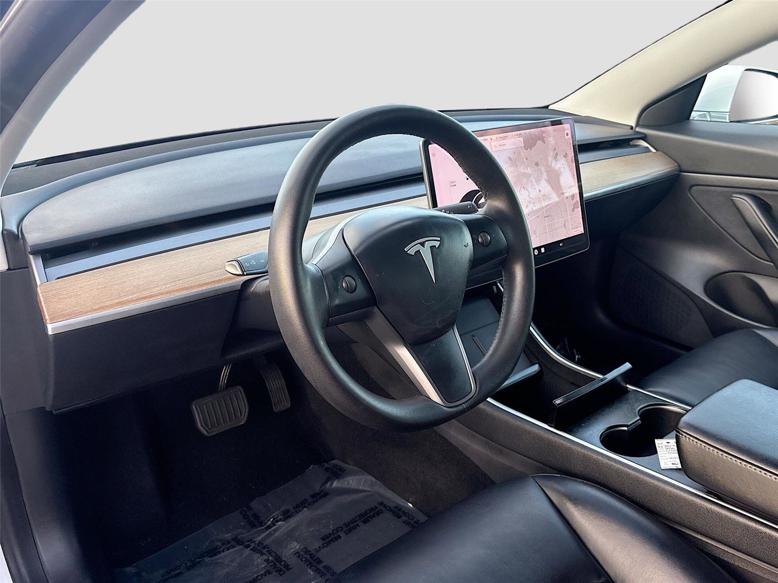Used 2020 Tesla Model 3 Standard Range image 10