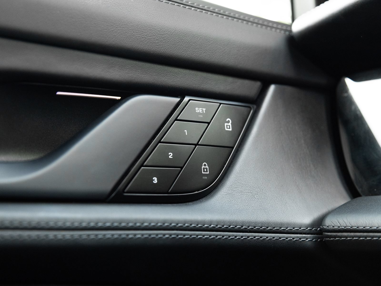 Certified 2024 Porsche Taycan 4S AWD/4WD image 19
