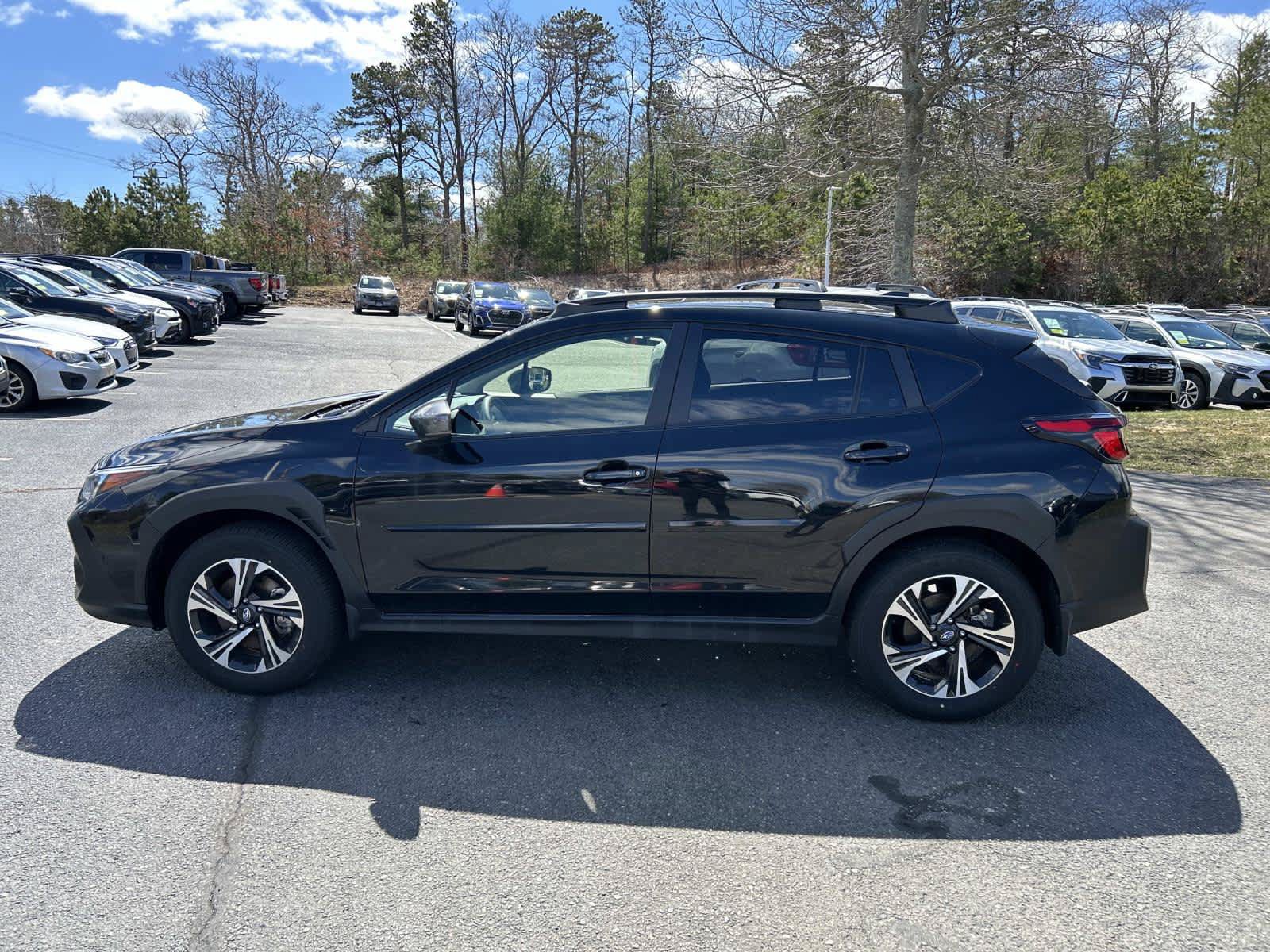Used 2025 Subaru Crosstrek 2.5i Premium AWD/4WD image 6