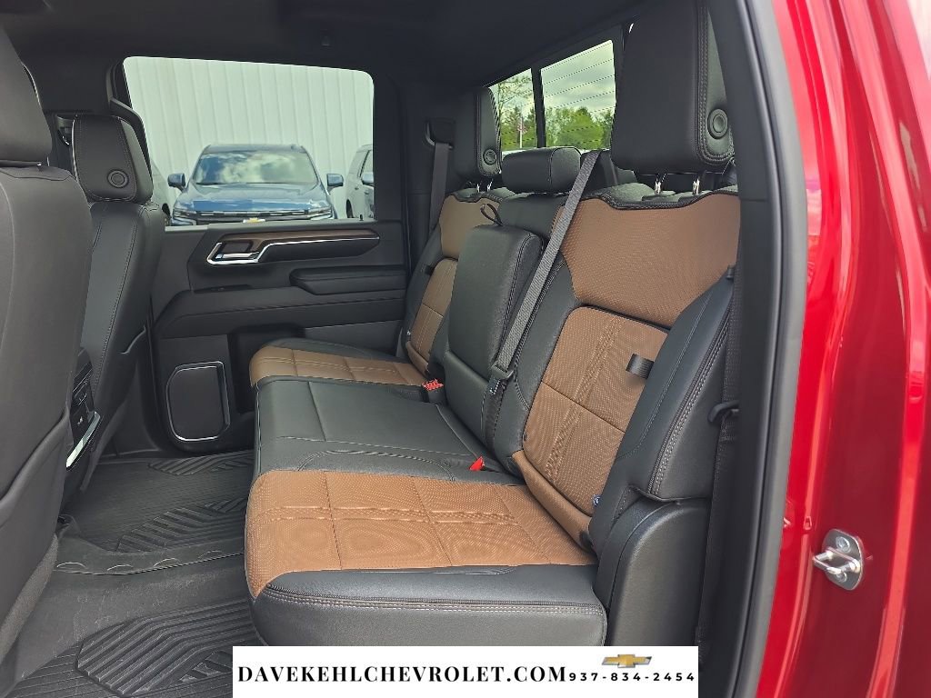 Used 2024 Chevrolet Silverado 3500 High Country w/ High Country Premium Package AWD/4WD image 34