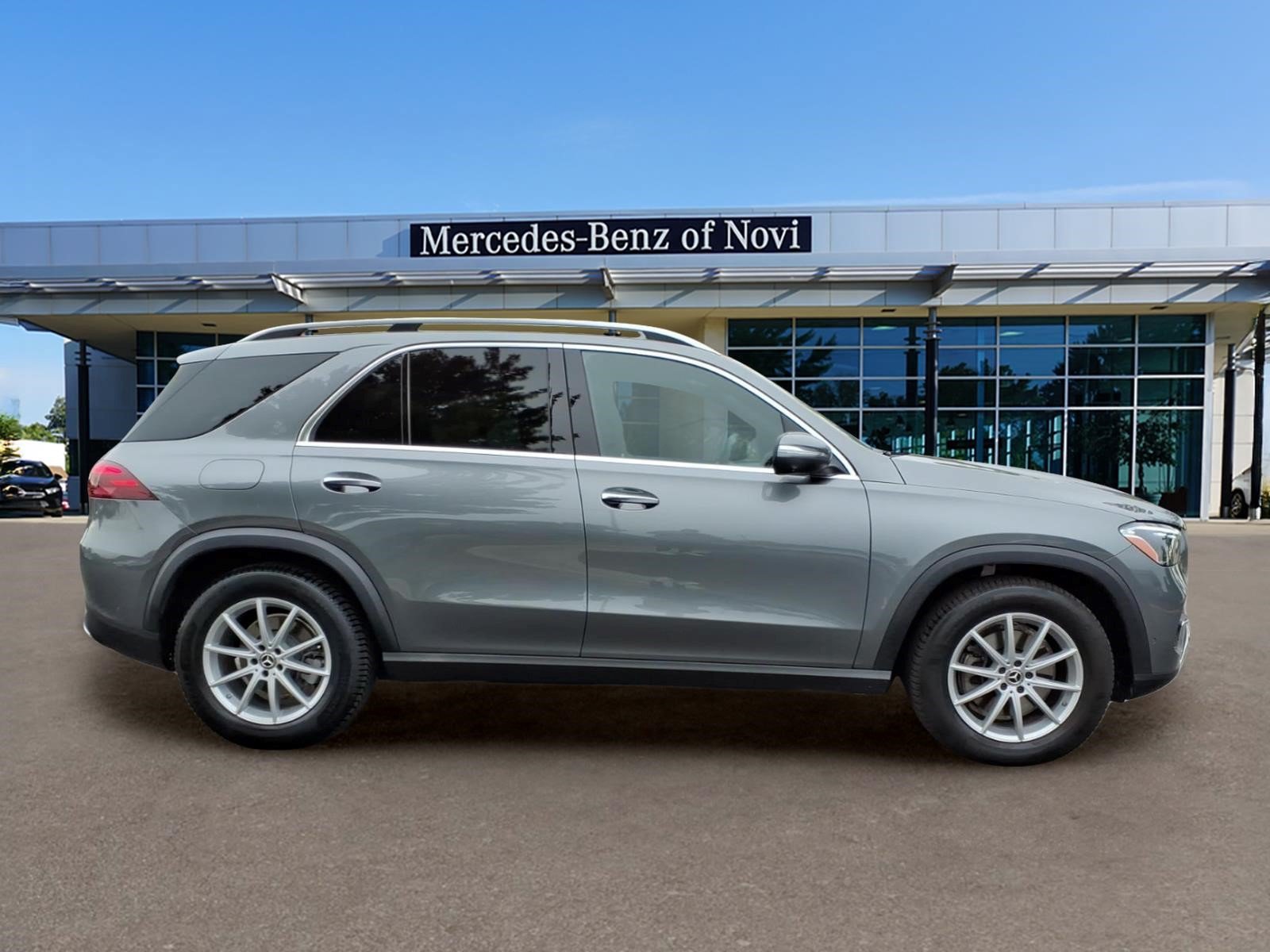 Certified 2026 Mercedes-Benz GLE 350 4MATIC image 6