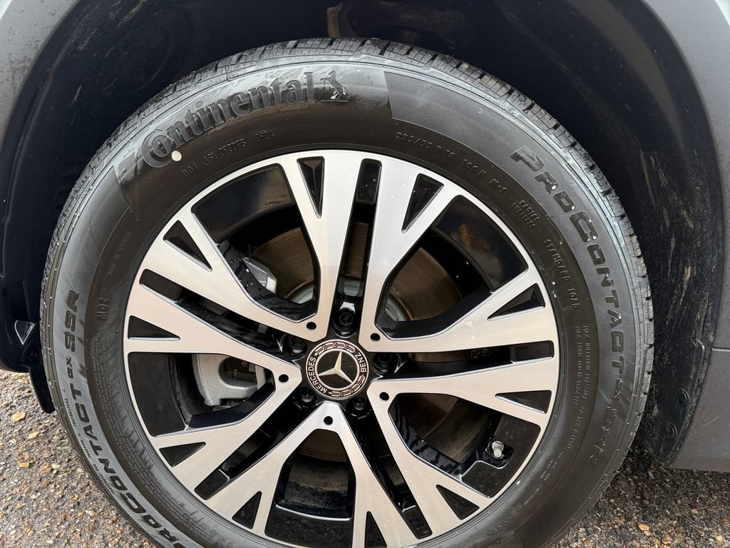 Certified 2025 Mercedes-Benz GLB 250 image 14